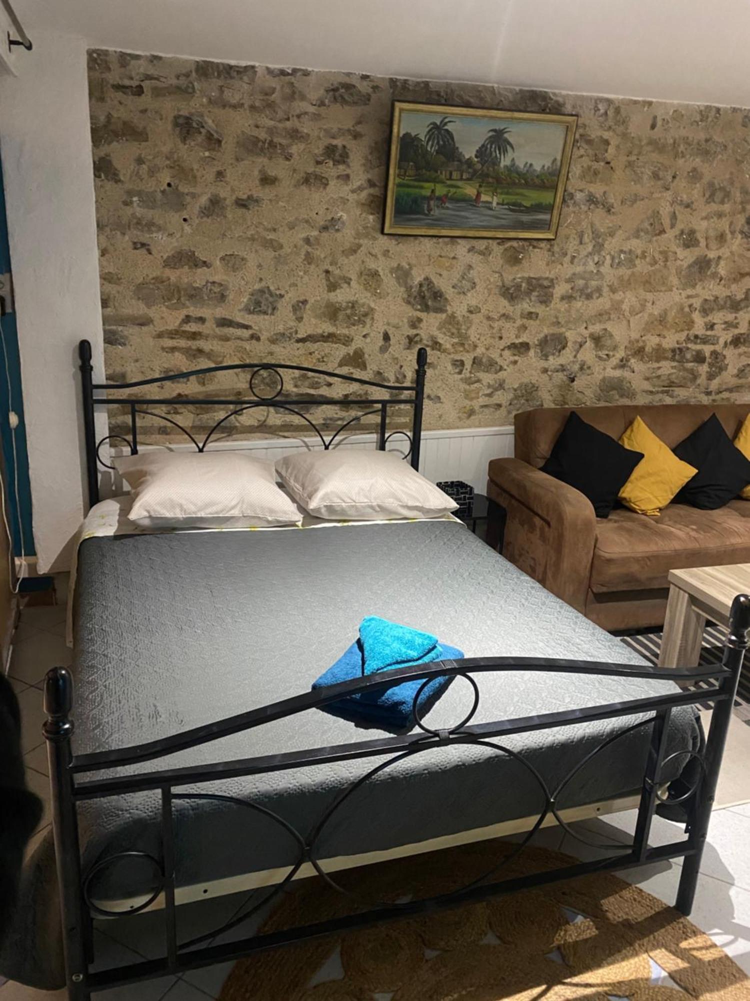 La Casa Du Port, Chambres, Suite Privee, Appartement Avec Vue Sur La Riviere Capendac Exteriör bild